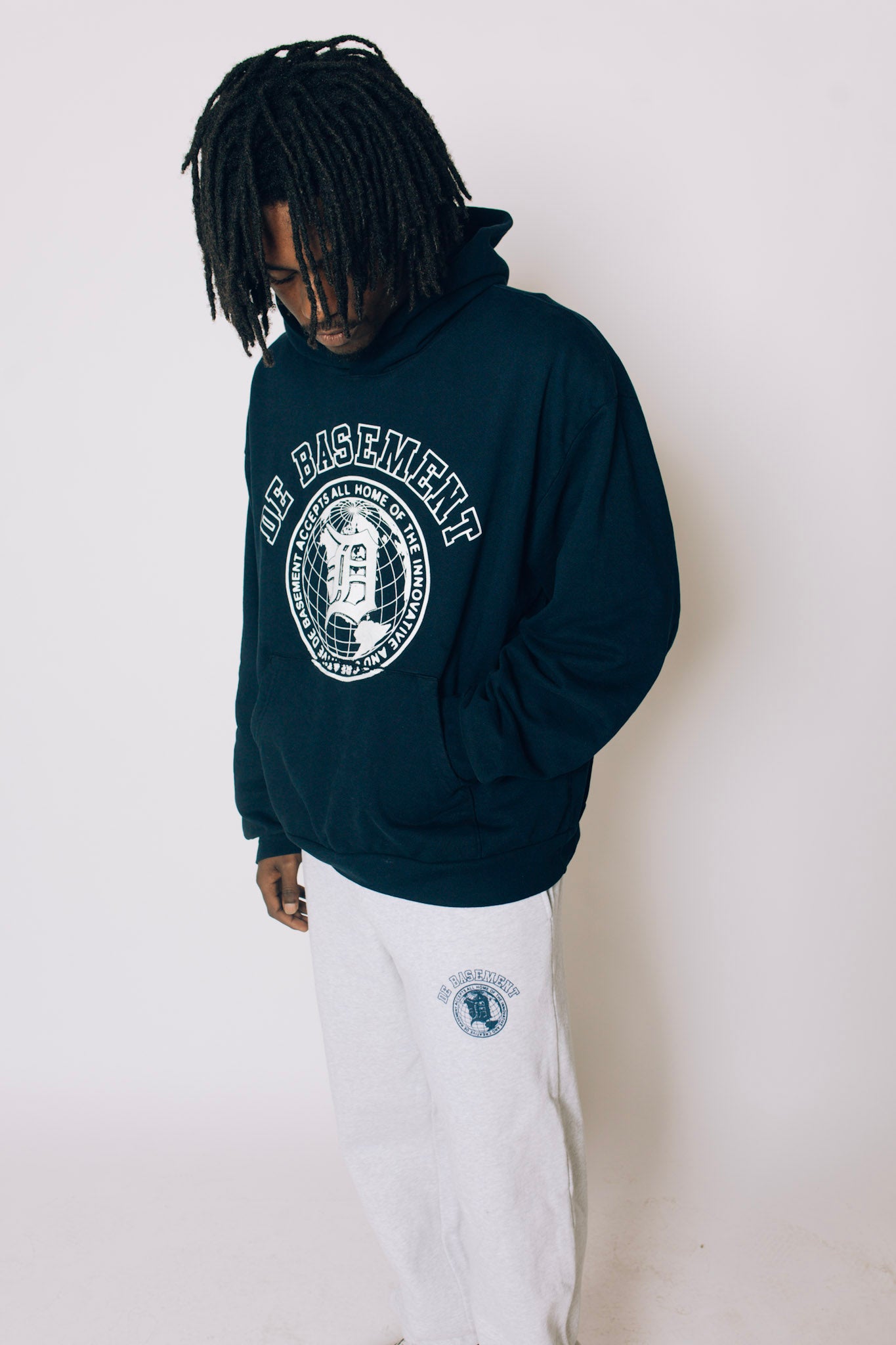 De Basement University Logo Sweats