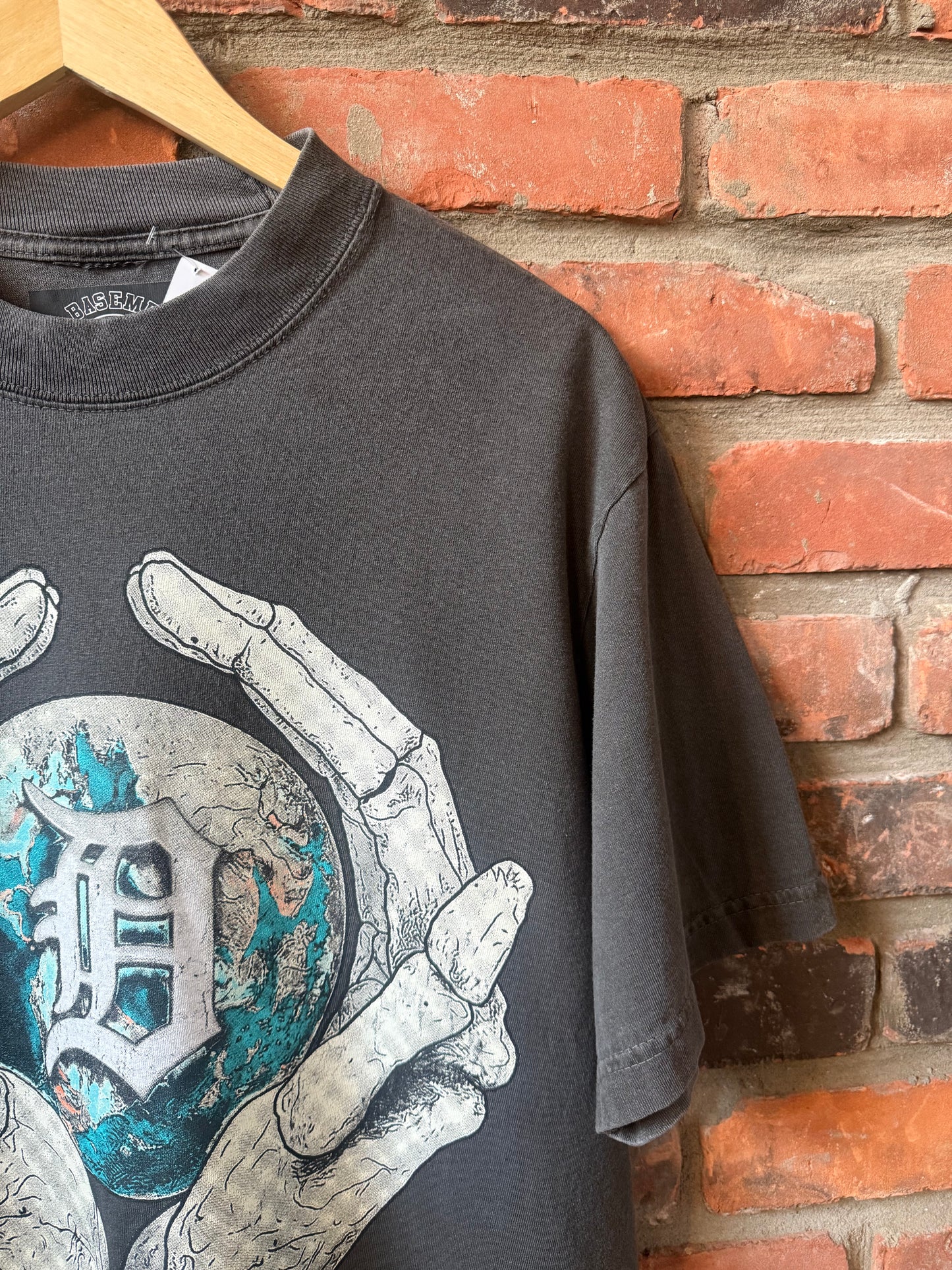 world in my hands men's t shirt (og)