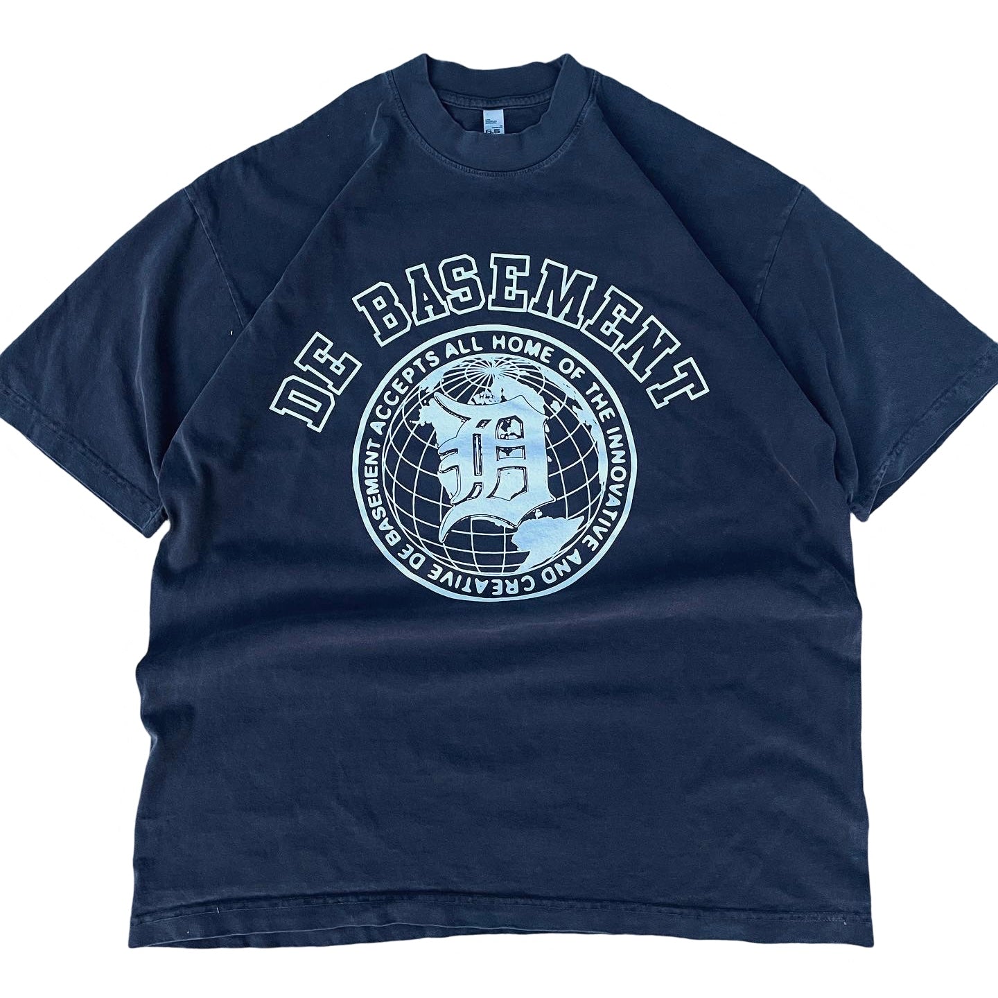 De Basement “University” T-Shirt (Grey)